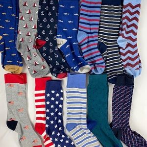 3/$10 Bundle of 12 Pairs of Men's Socks - Like New